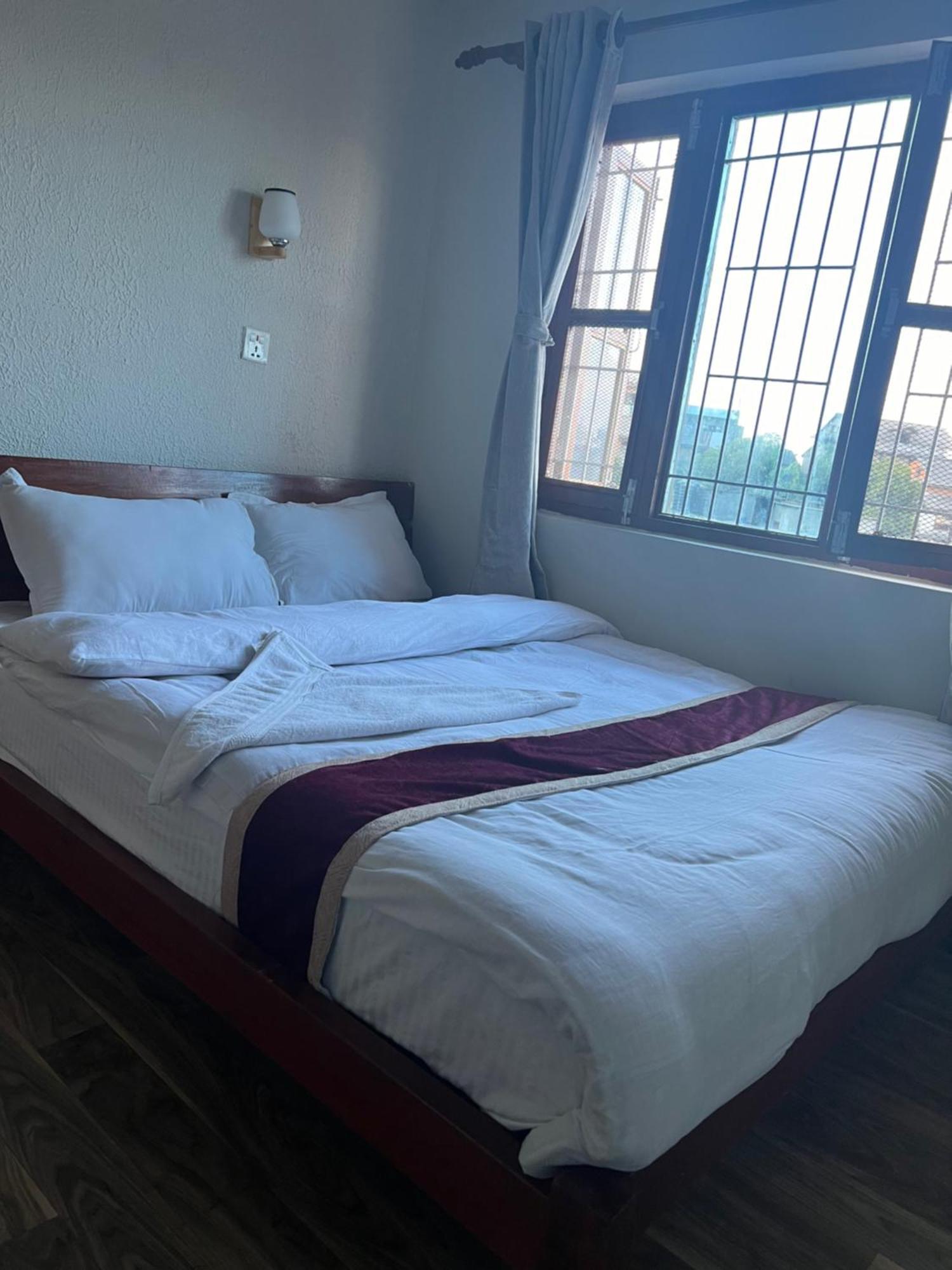 Bandipur Samira Homestay & Mountain View Restaurant Екстериор снимка