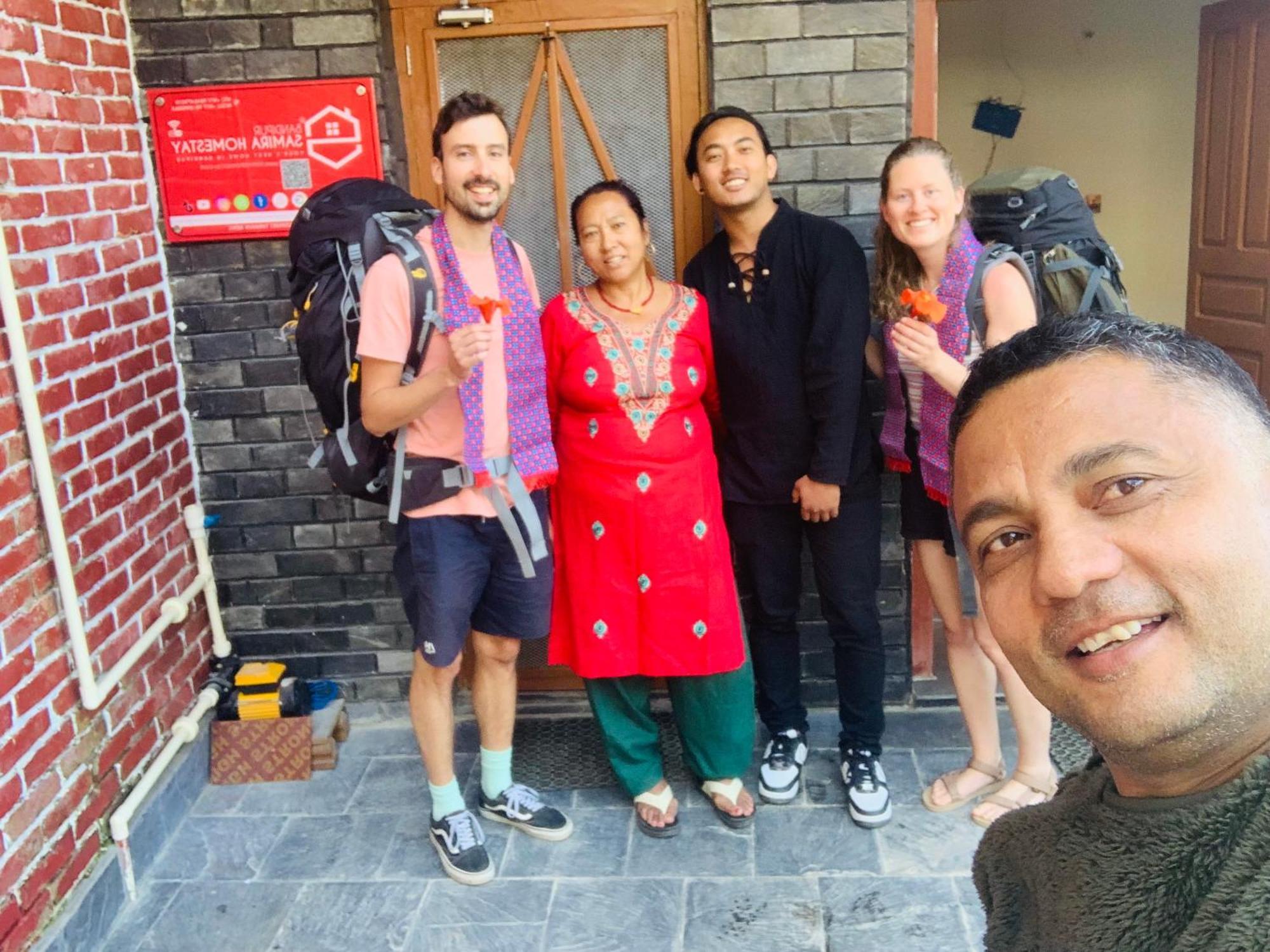 Bandipur Samira Homestay & Mountain View Restaurant Екстериор снимка